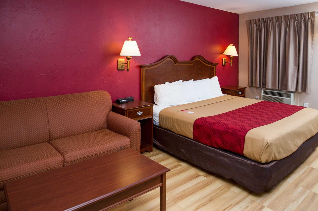 Econo Lodge Sturbridge Route 20 Extérieur photo