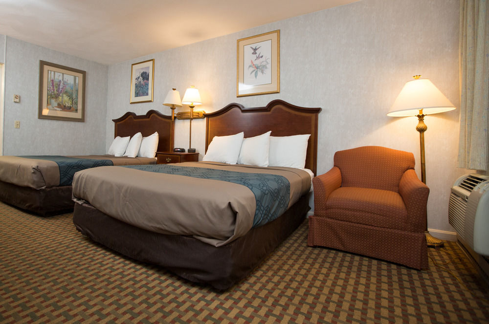 Econo Lodge Sturbridge Route 20 Extérieur photo