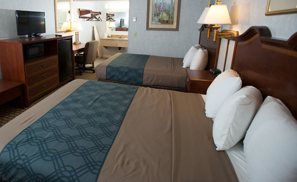 Econo Lodge Sturbridge Route 20 Extérieur photo