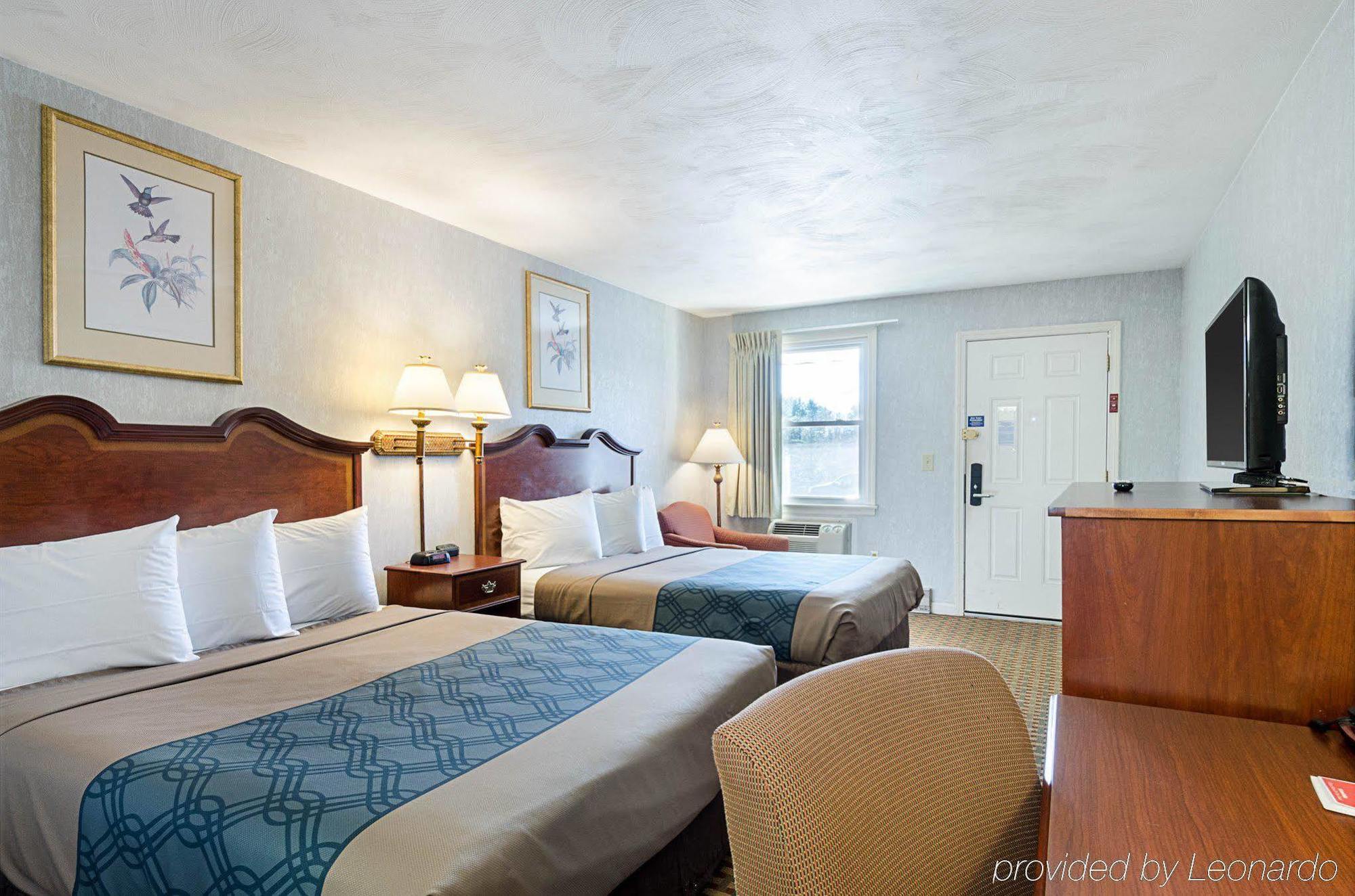 Econo Lodge Sturbridge Route 20 Extérieur photo
