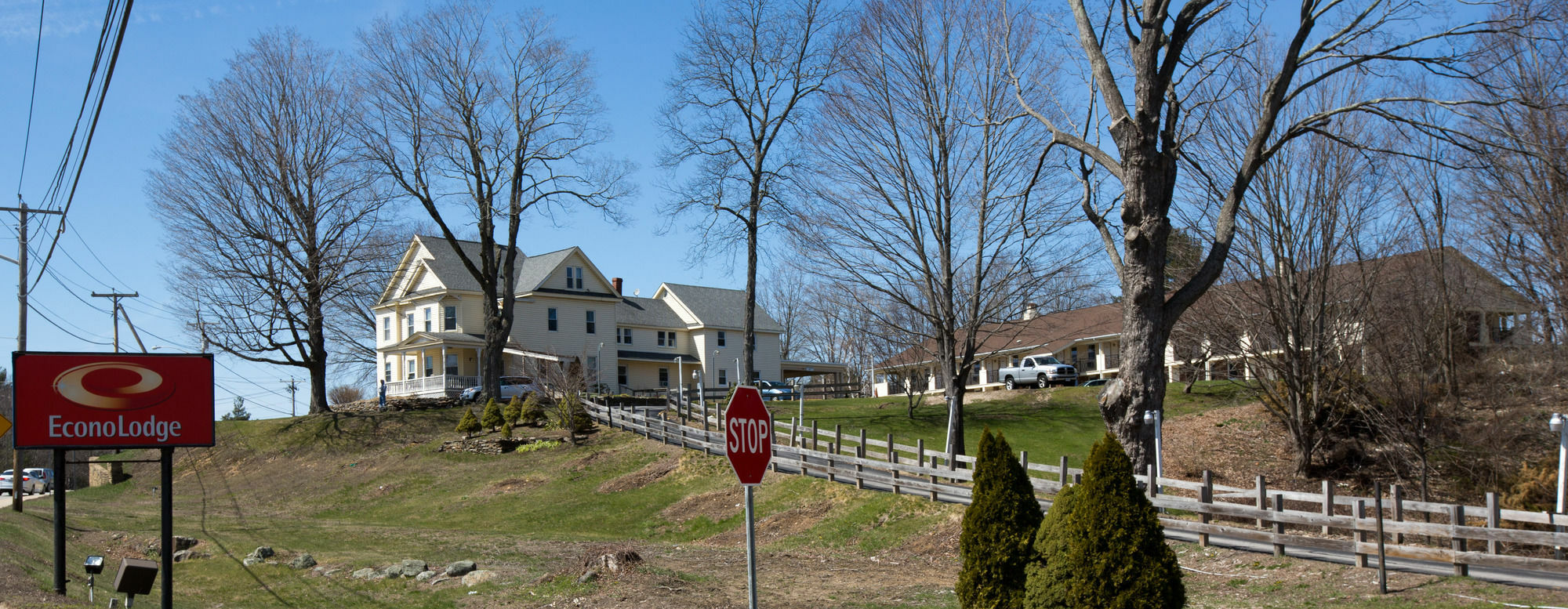 Econo Lodge Sturbridge Route 20 Extérieur photo